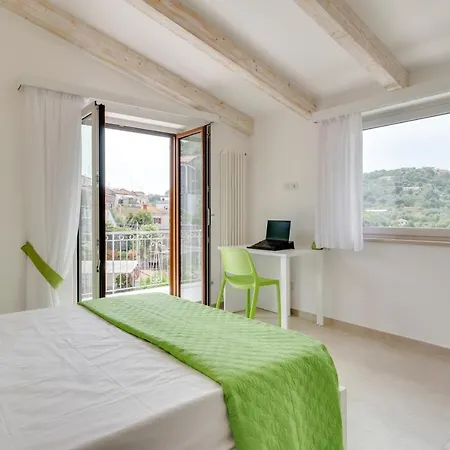 Apartment Lemoon Holiday Home With Terrace & Netflix Massa Lubrense